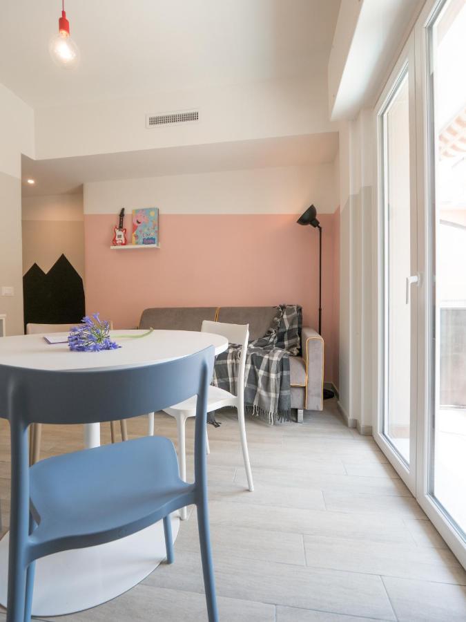 Babyaccommodation Family Experience III Pietra Ligure Exteriör bild